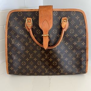 Louis Vuitton Briefcase bag.